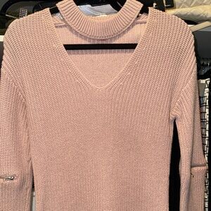 Guess sweater small